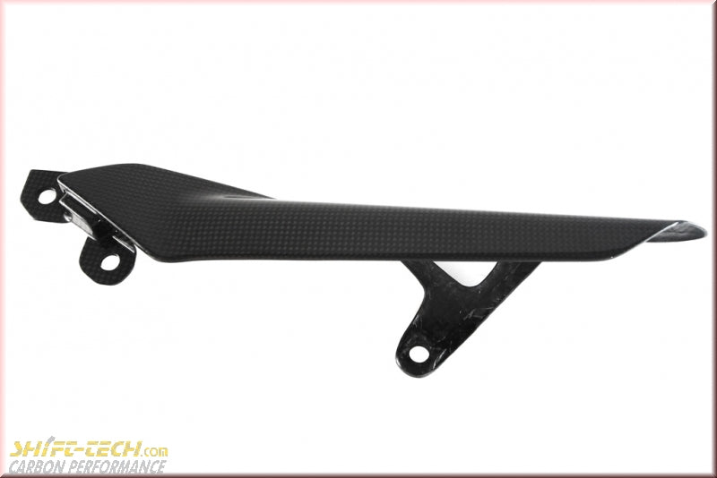 MD-SS17-C19 FULLSIX CARBON SUPERSPORT 939/95 &1200/S 17'+ REAR CHAIN GUARD - GLOSS MD-SS17-C19 ST1907 FULLSIX CARBON SUPERSPORT 939-1200/S 17'+ REAR CHAIN GUARD - MD-SS17-C19