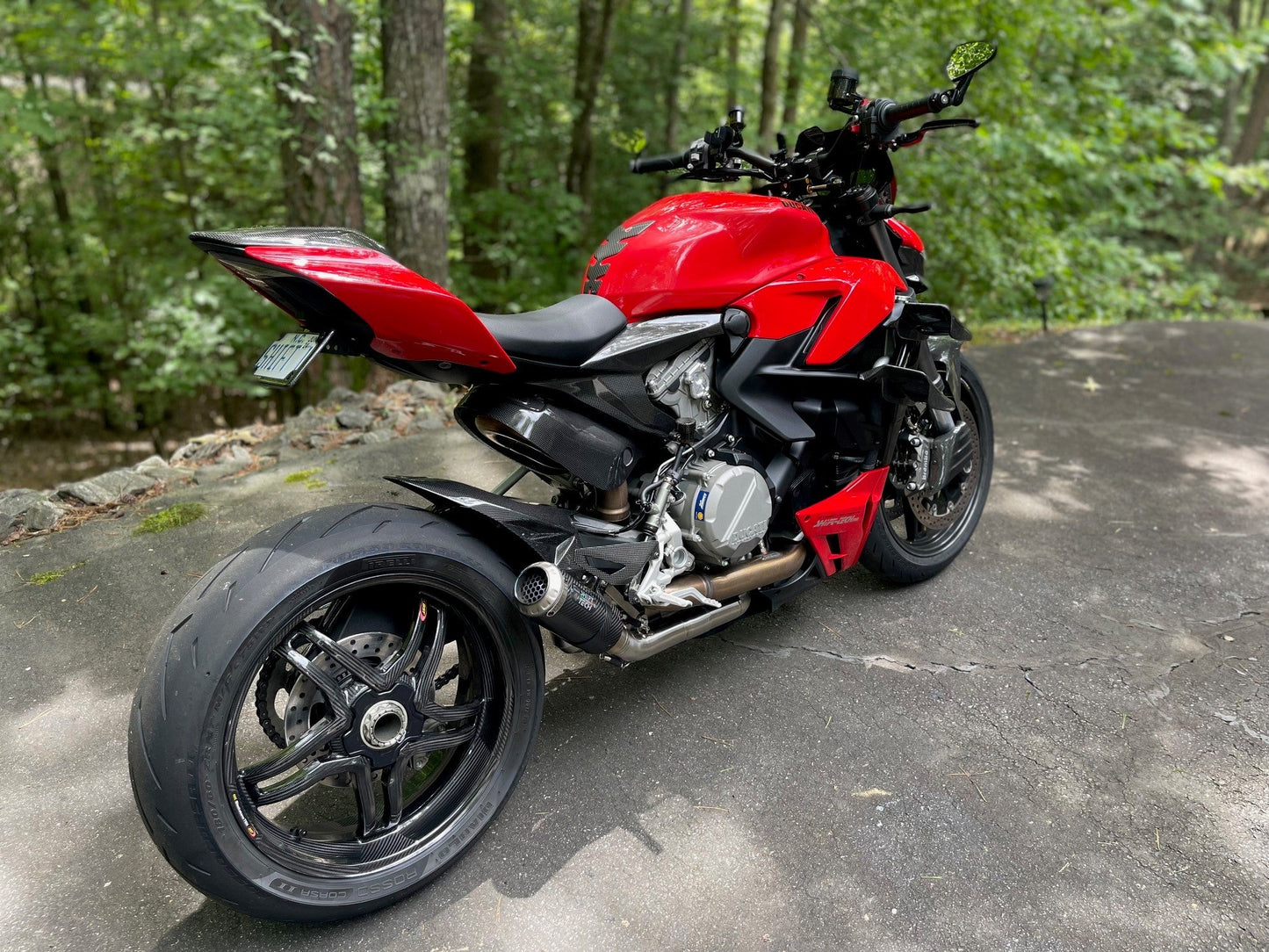 ST1942-6 SHIFT-TECH GP2 STREETFIGHTER V2 CARBON/TITANIUM SLIPON EXHAUST