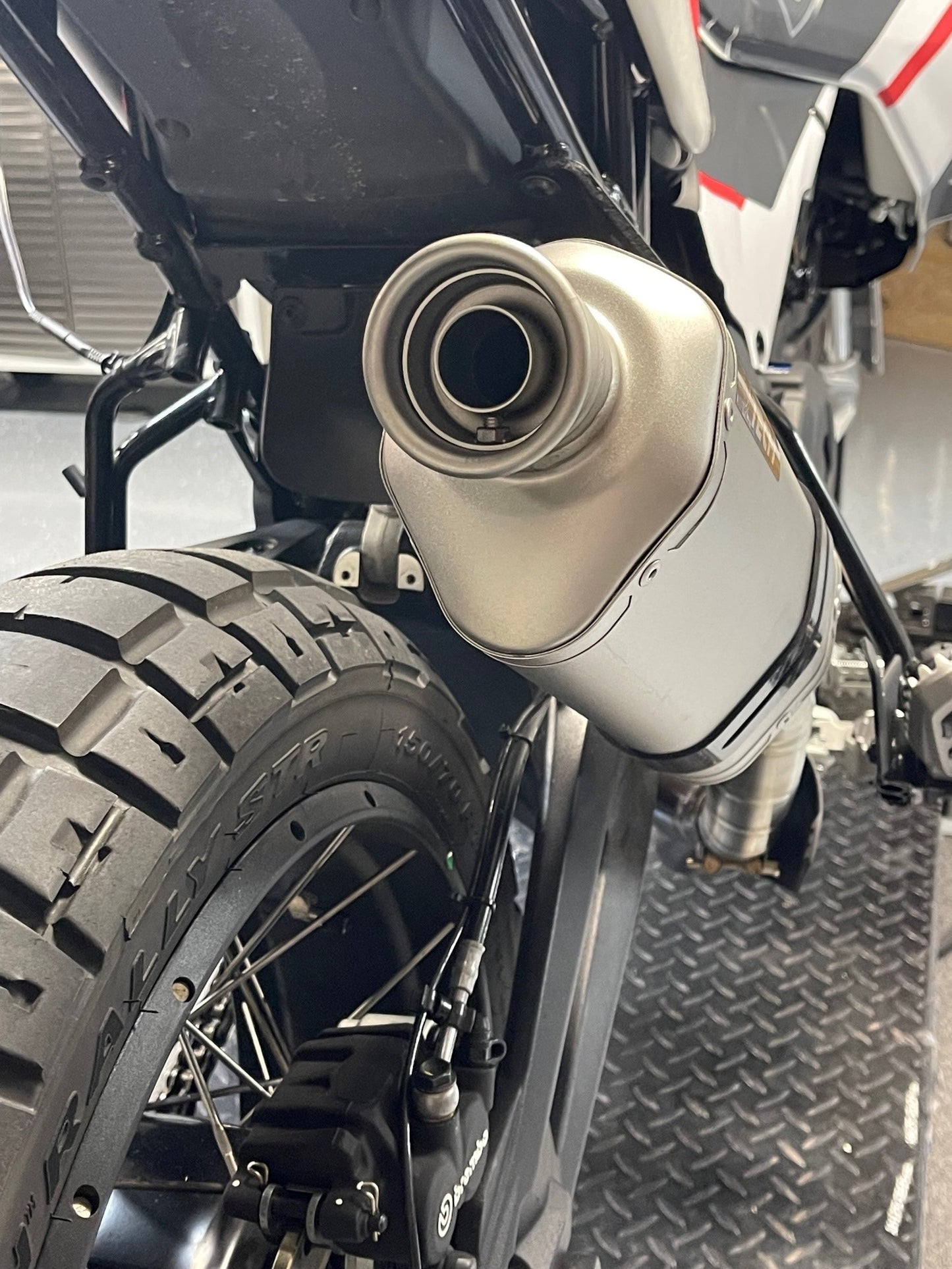 ST788-36 SHIFT-TECH DESERTX CLASSIC STAINLESS SLIPON EXHAUST