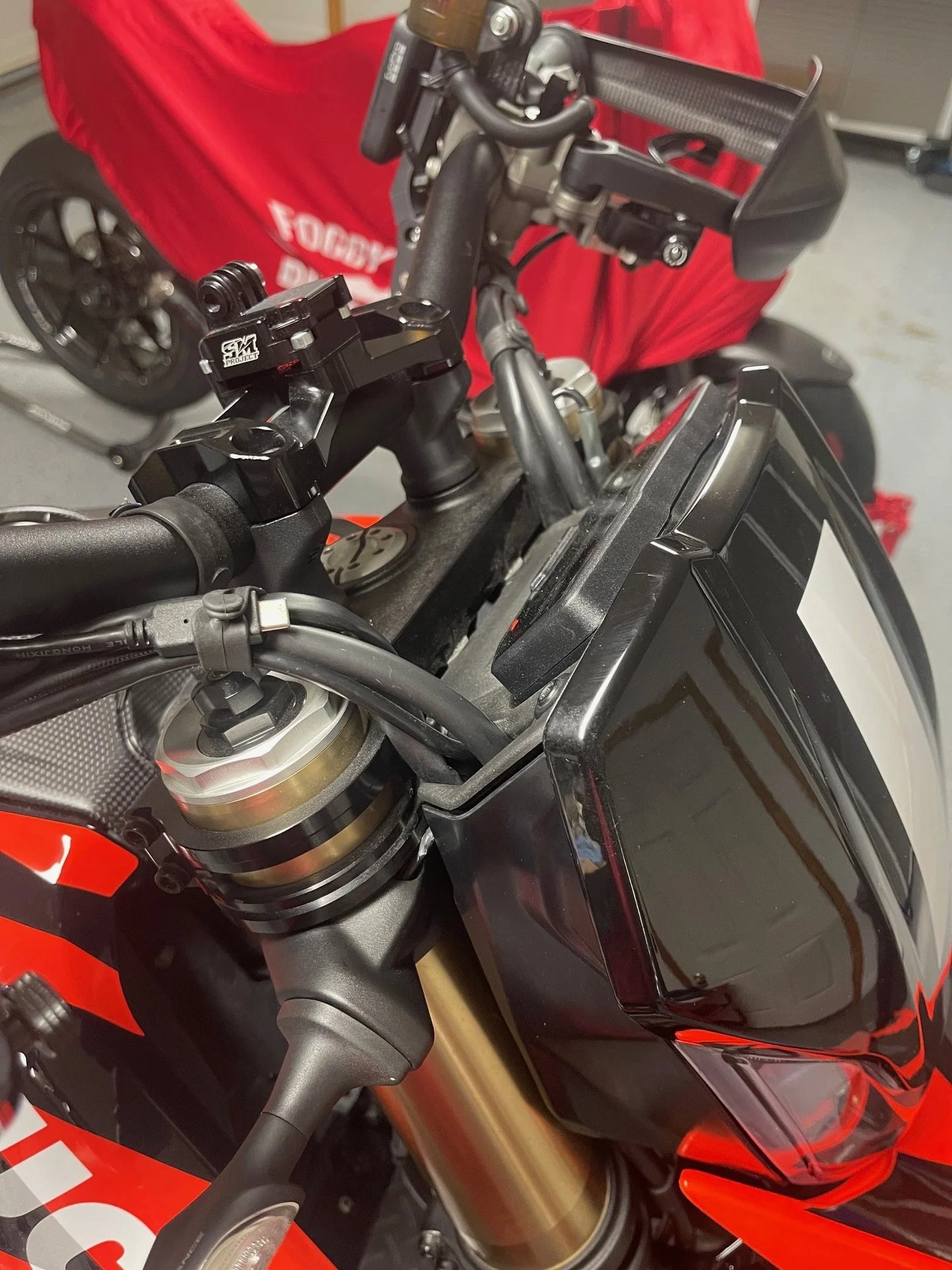 ST4079 Anti Loop Bremsleitung Hypermotard 698