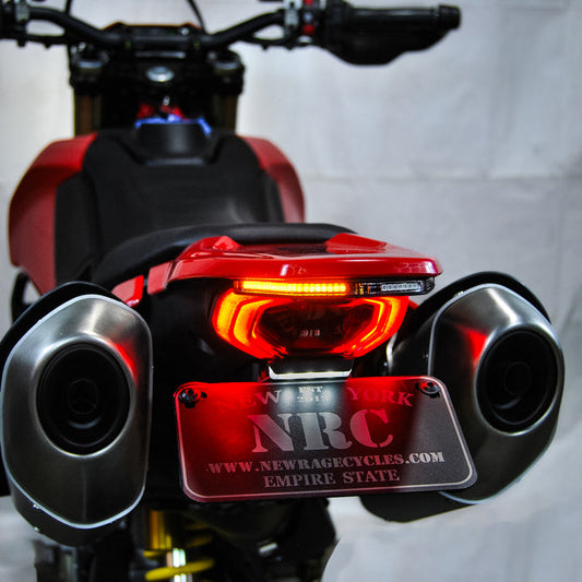 NRC HYPERMOTARD 698 Kennzeichenhalter mit Blinkern