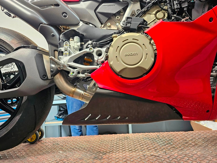 MD-V425-C41 BUGSPOILER - PANIGALE V4 2025