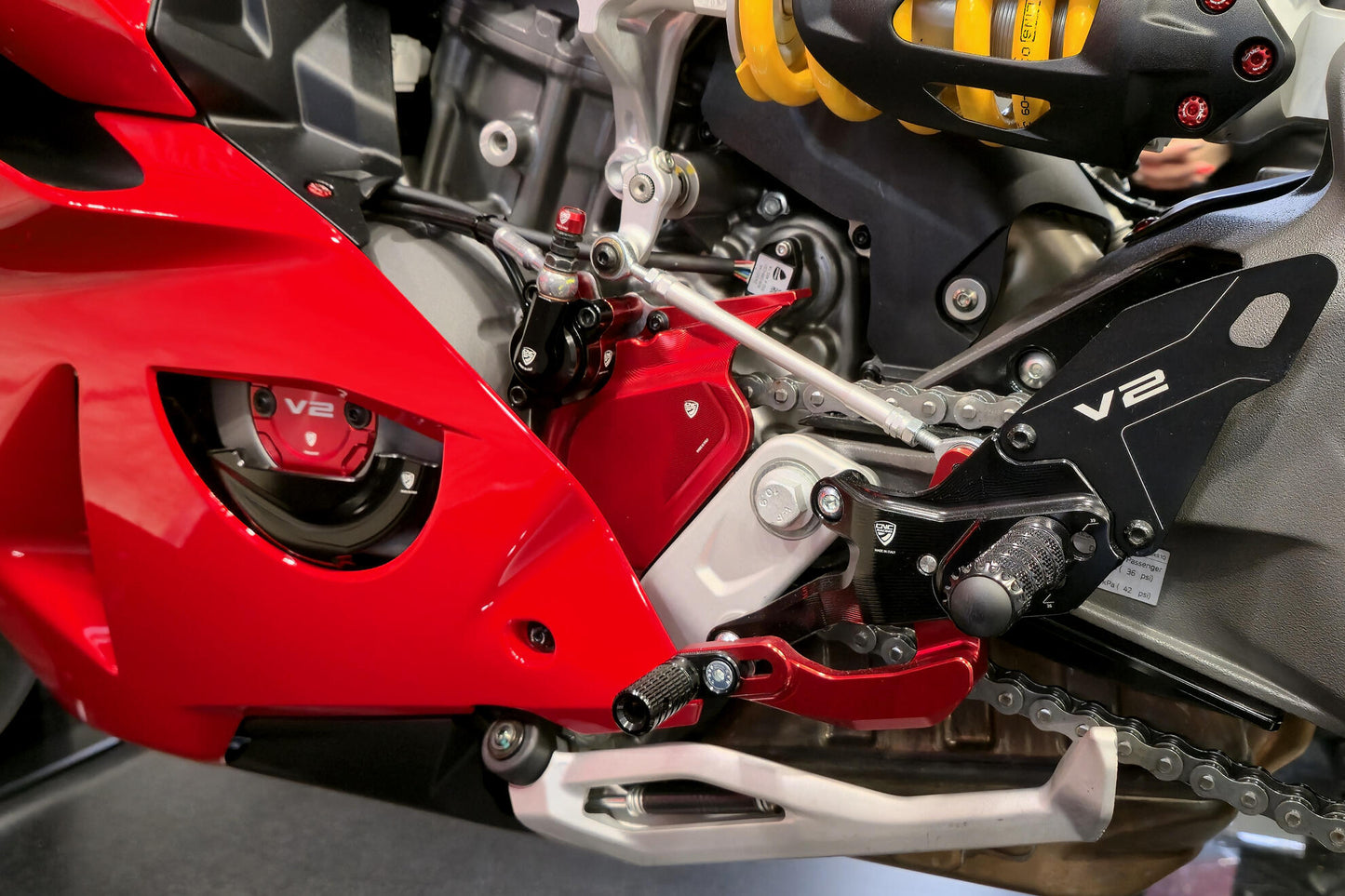 Front Sprocket Cover – Ducati Panigale V2 / Streetfighter V2 (MY2025)