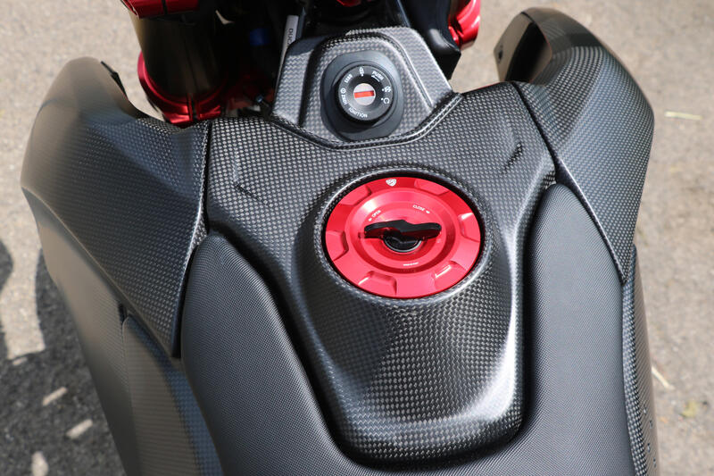 Tank cap Ducati Hypermotard 698 Mono