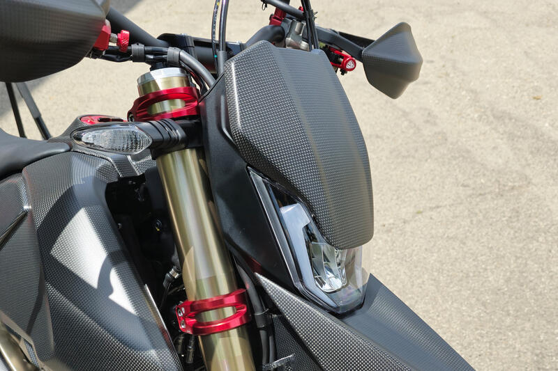 Carbon windshield Ducati Hypermotard 698 Mono