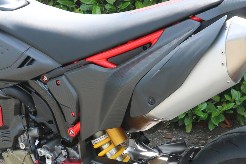 Carbon frame rear covers Ducati Hypermotard 698 Mono