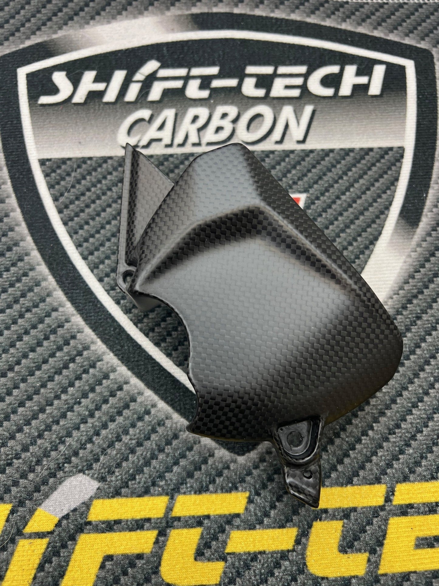 ST2025-V2-2 STC CARBON FIBER SPROCKET COVER PANIGALE V2/S 25'+ SATIN