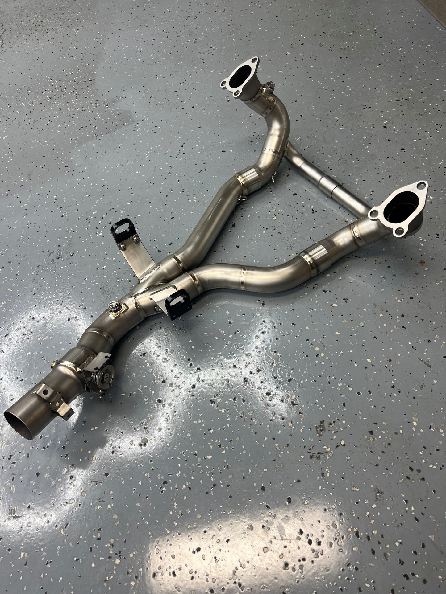 ST4129 SHIFT-TECH BMW R 1300GS CAT-LESS TITANIUM HEADER KIT + VALVE