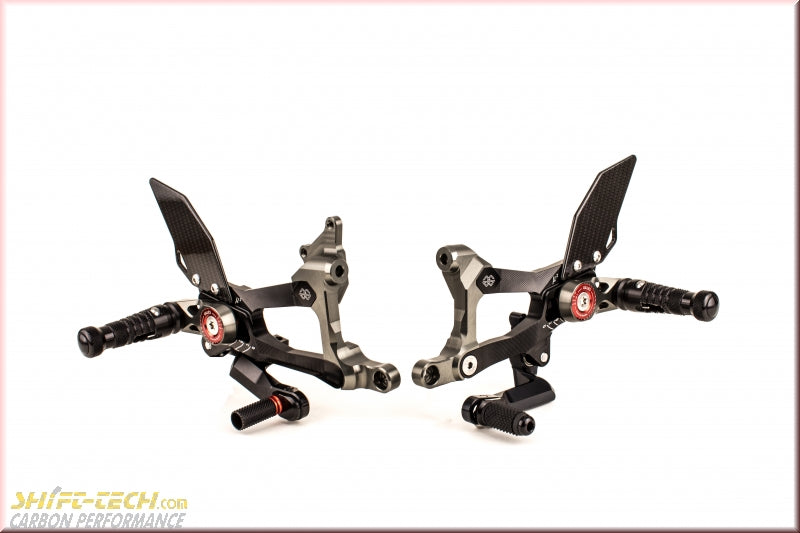 MUE2-D01 GILLES PANIGALE V4/S/R/SP ADJUSTABLE REARSETS